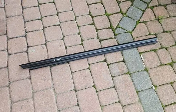 Toyota Camry VIII XV70 Front door rubber seal OPELCZESCI.com-D3