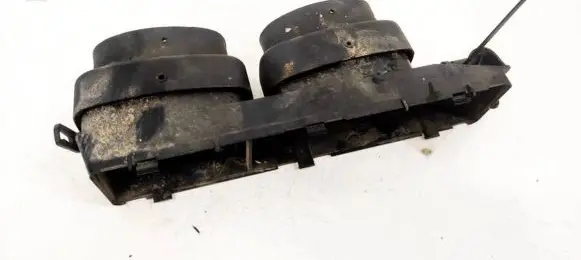 Volkswagen Transporter - Caravelle T4 Dash center air vent grill 7D0819709