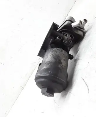 Skoda Octavia Mk2 (1Z) Oil filter mounting bracket 045115389K