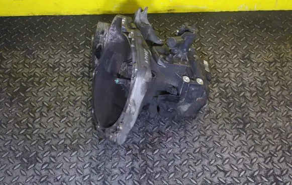 Opel Astra J Manual 6 speed gearbox A10226760Y3W394 28SP24 Y3W394