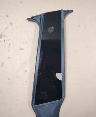 Tesla Model Y (B) Pillar trim (exterior) 151625500E 150688500G