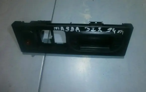 Mazda 323 Screen/display/small screen