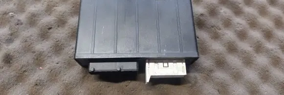 BMW 5 E34 Comfort/convenience module 1384204 61351384204
