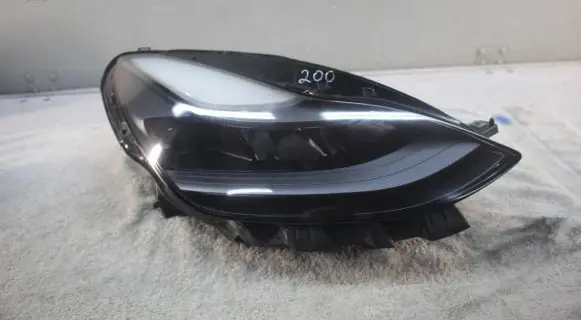 Tesla Model 3 Headlight/headlamp 151495300C 01531952 CJ721096000247
