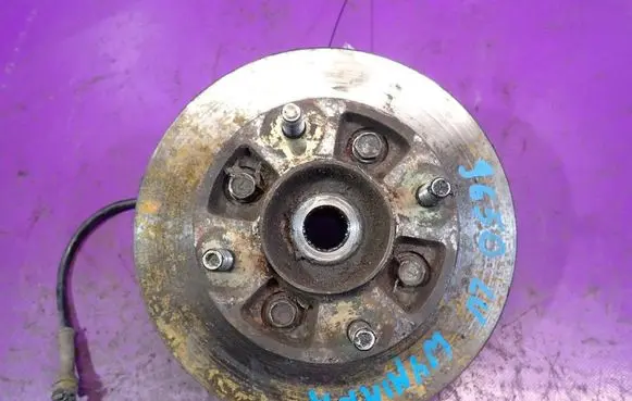 Chevrolet Matiz Front wheel hub spindle knuckle