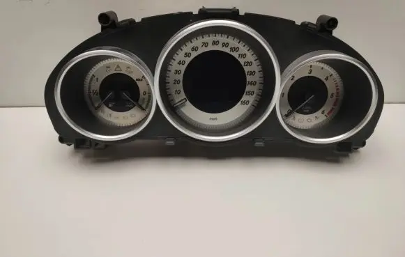 Mercedes-Benz E W212 Speedometer (instrument cluster) A2129007929