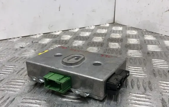 BMW 5 E60 E61 Door control unit/module 6939712 75789012 6135