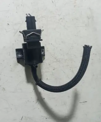 Lexus IS 220D-250-350 Turbo solenoid valve 258600R010