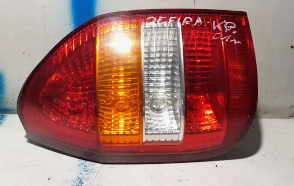 Opel Zafira A Rear/tail lights
