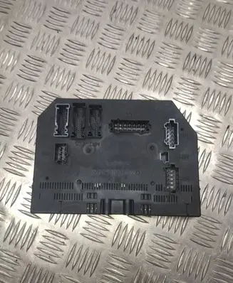 Mercedes-Benz S W221 Comfort/convenience module A2215402862 A2215457732 05022156