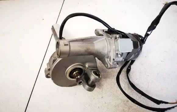 Toyota Auris 150 Power steering pump