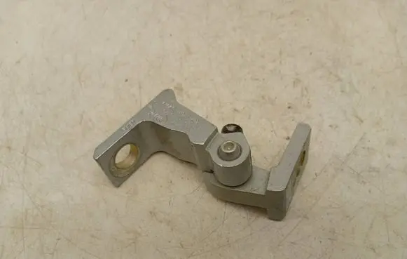 Skoda Rapid (NH) Rear door lower hinge 8K0831402P