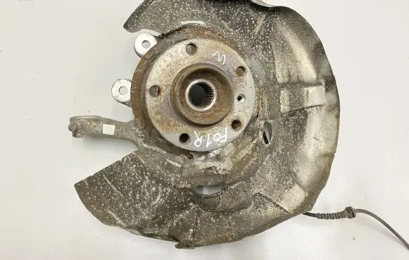 BMW 7 F01 F02 F03 F04 Rear wheel hub 6796498