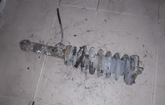 KIA Sorento Front shock absorber with coil spring NOCODE