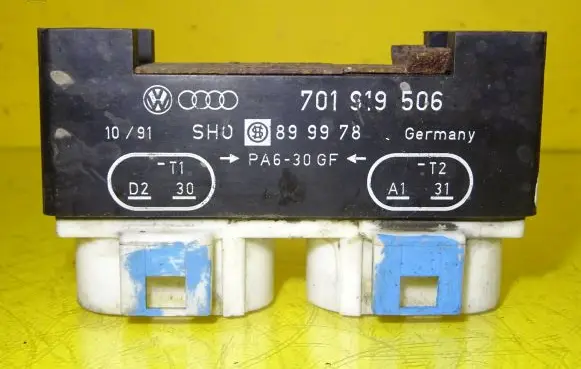 Volkswagen Transporter - Caravelle T4 Coolant fan relay 701919506