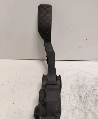 Skoda Fabia Mk1 (6Y) Accelerator throttle pedal 0281002374 287300034Y