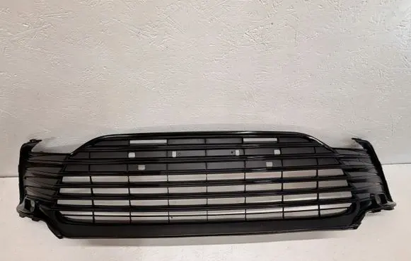 Toyota Camry VIII XV70 Front grill 5311333120