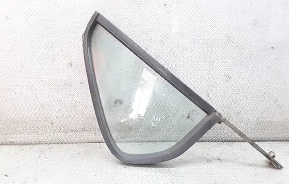 Rear vent window glass