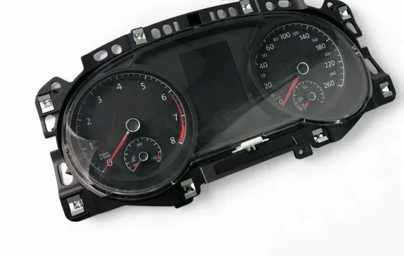 Volkswagen Golf VII Speedometer (instrument cluster) 5G0920861