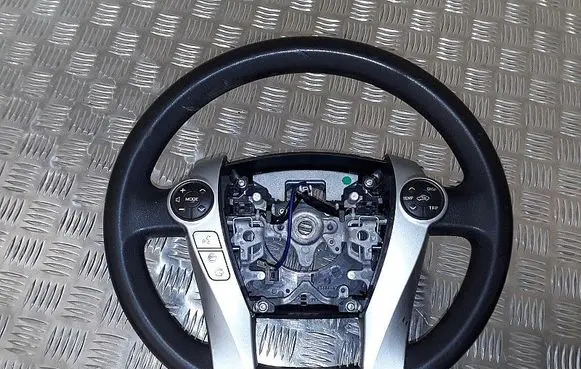 Toyota Prius (XW30) Steering wheel 8425047151