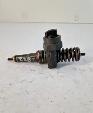 Skoda Fabia Mk1 (6Y) Fuel injector 0414720015