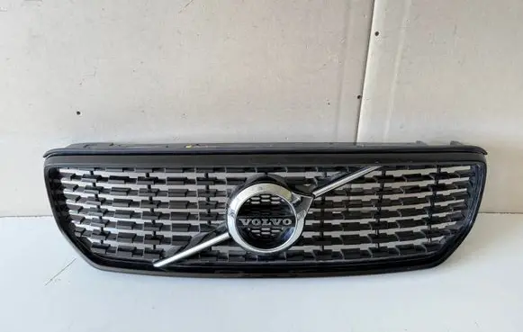Volvo XC40 Front bumper upper radiator grill 31457343 31457346