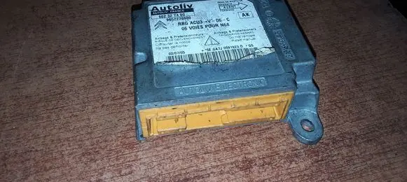 Citroen Xsara Picasso Airbag control unit/module 9652276980