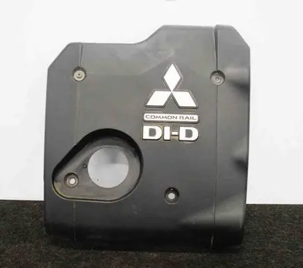 Mitsubishi L200 Engine cover (trim)