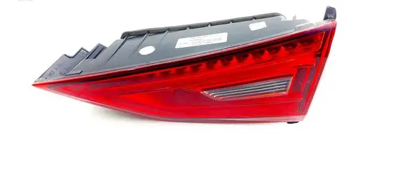 Audi A3 S3 8V Tailgate rear/tail lights 8v5945094c