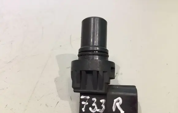 Camshaft position sensor