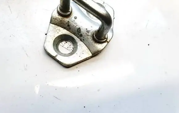 Rover 620 Rear door lock loop/hook striker 