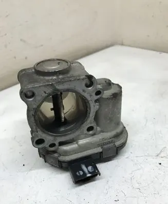 Peugeot 3008 I Throttle valve