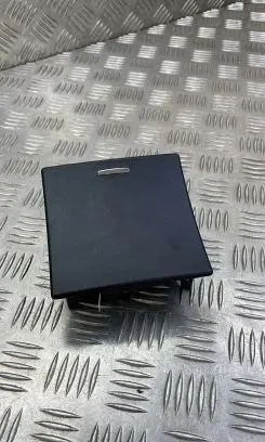 Mercedes-Benz E W212 Car ashtray