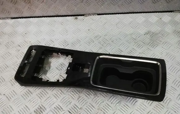 Opel Mokka X Other center console (tunnel) element