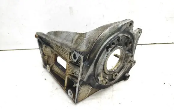 Citroen Xsara Fuel pump bracket 