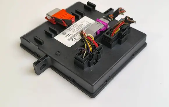 Audi A6 S6 C6 4F Comfort/convenience module 4F0907279 F005V00562 4F0910279D