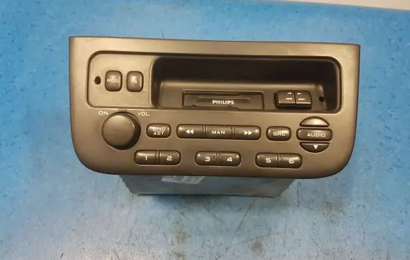 Peugeot 406 Radio/GPS head unit trim 96396917
