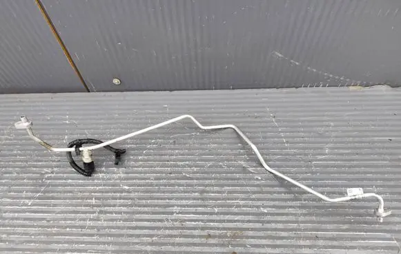 Nissan Qashqai J12 Air conditioning (A/C) pipe/hose 924416UB0A