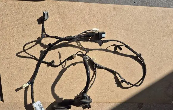 Ford Focus Tailgate/trunk wiring harness JX6T-13412-GBAD A00000000 13605465000