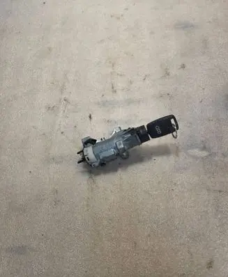 Audi A8 S8 D2 4D Ignition lock 4D0905851D