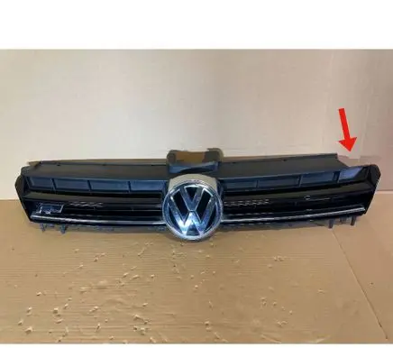 Volkswagen Golf VII Front bumper upper radiator grill 5G0853653E