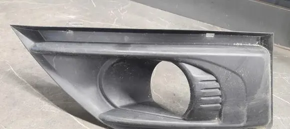 Citroen C4 Grand Picasso Front bumper lower grill 9654196877