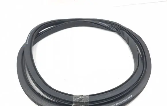 Opel Astra L Front door rubber seal 