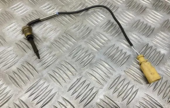 Audi A6 Allroad C7 Exhaust gas temperature sensor 4G0906088AJ