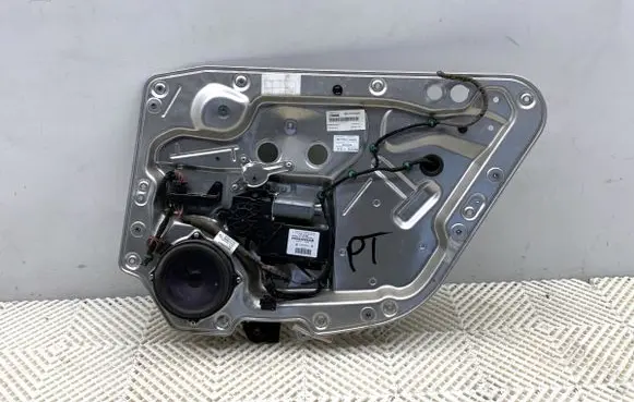 Volkswagen Phaeton Rear door window regulator with motor 3D0959704G