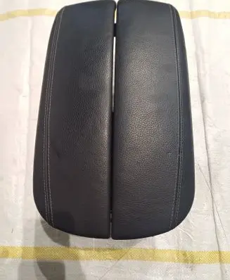 BMW X5 F15 Armrest 10055913 5116 105069597C