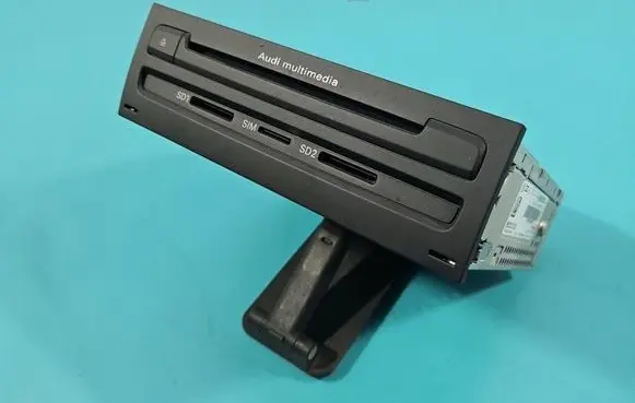 Audi A8 S8 D4 4H Radio/CD/DVD/GPS head unit 4H0035670M IMPRK1577063
