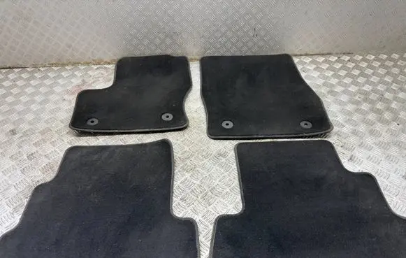 Ford Kuga II Car floor mat set