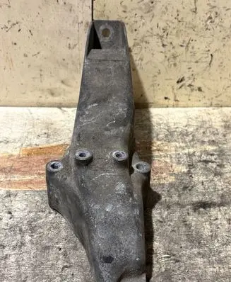 BMW 3 E46 Engine mounting bracket 1094651 22111094651