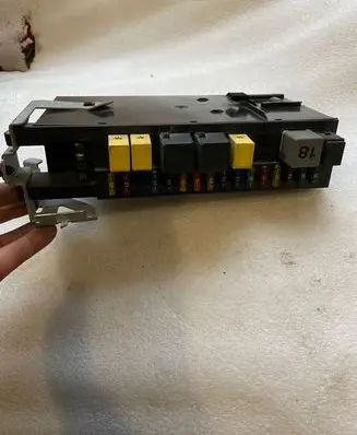 Mercedes-Benz E W211 Comfort/convenience module 2115452201 5DK00804760